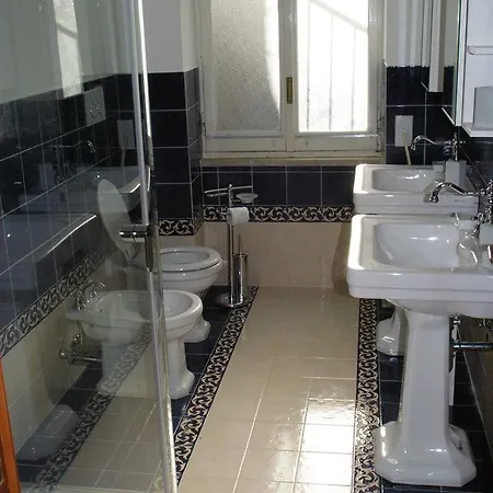 فندق مبيت وإفطار Il Rifugio Capri 3*